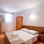 Appartement By The Sea Kneza, Korcula - 10168 Račišće