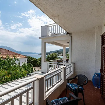 By The Sea Kneza, Korcula - 10168