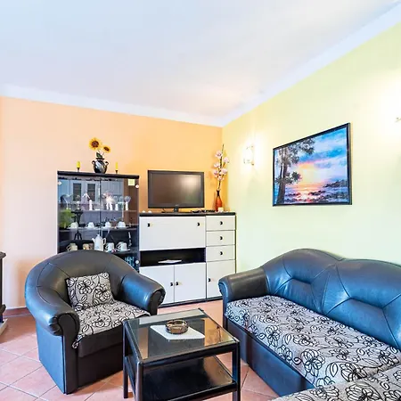 By The Sea Kneza, Korcula - 10168 *