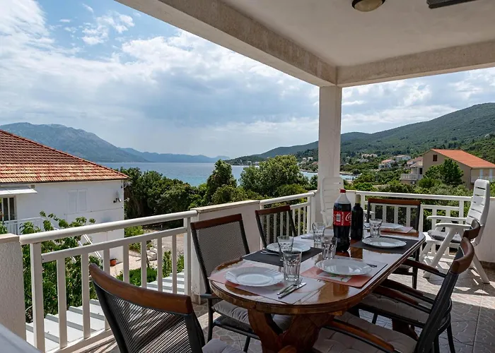 By The Sea Kneza, Korcula - 10168